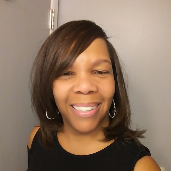 Meet your Posher, Bridgette - Picture 1 of 1